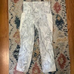 Lululemon cropped leggings